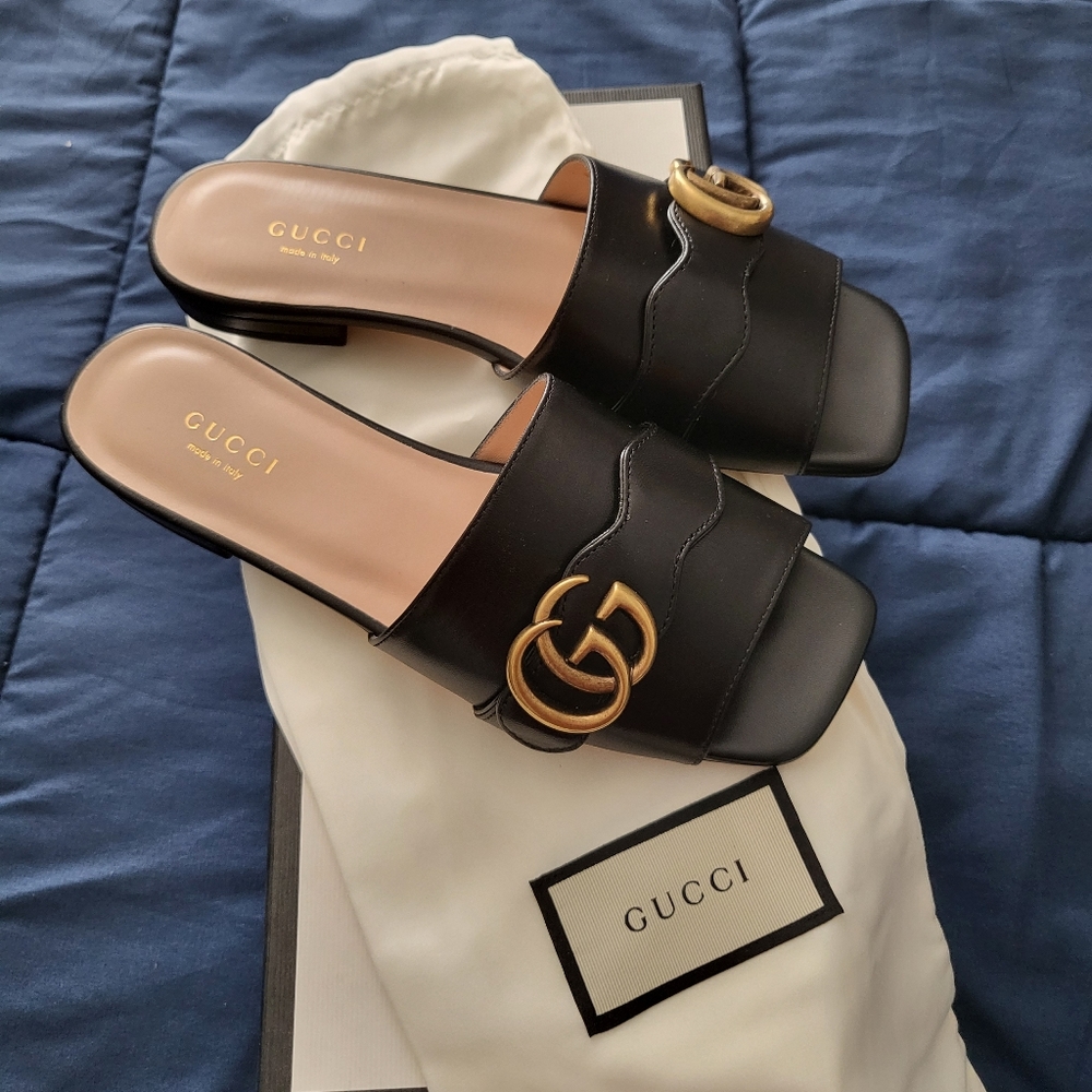 Gucci GG Black Leather Sandal
